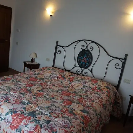 Agriturismo Castagneto Picci Farm stay Ristonchia