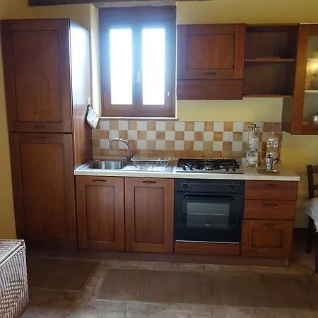Agriturismo Castagneto Picci Farm stay Ristonchia
